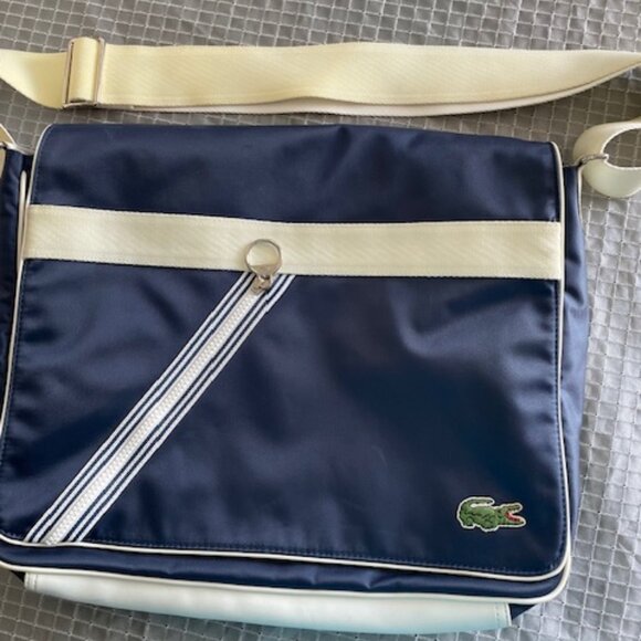 Lacoste messenger bag - Picture 1 of 6